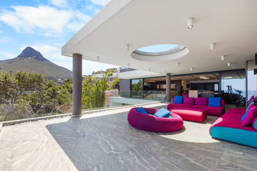 5 Bedroom Property for Sale in Camps Bay Western Cape